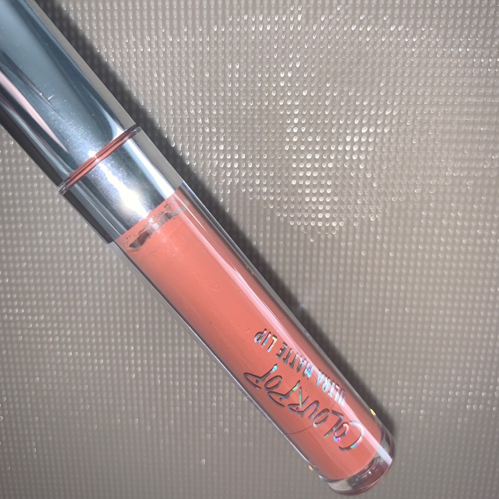 SPEED DIAL ULTRA MATTE LIP COLOURPOP discont
